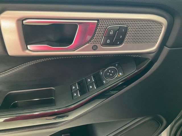 Used 2022 Ford Explorer ST w/ Equipment Group 401A AWD/4WD image 6