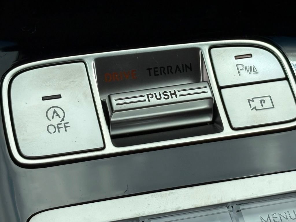 New 2026 Genesis GV70 2.5T AWD/4WD image 17
