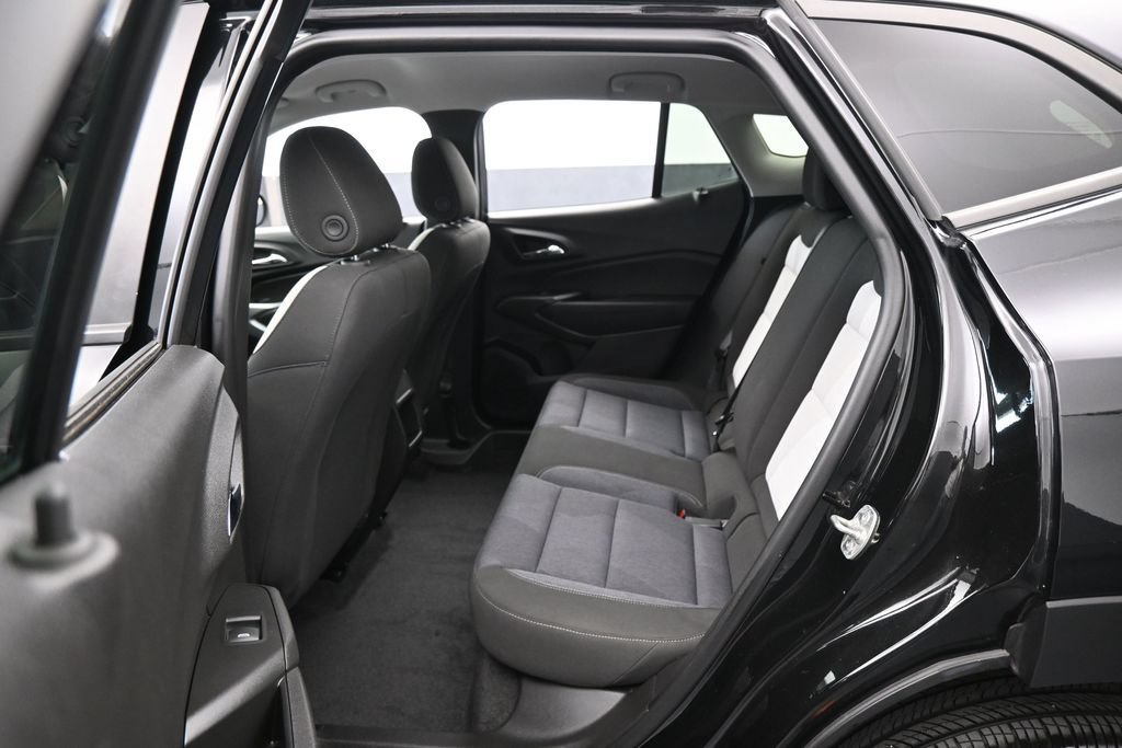 Used 2024 Chevrolet Trax LS FWD image 26
