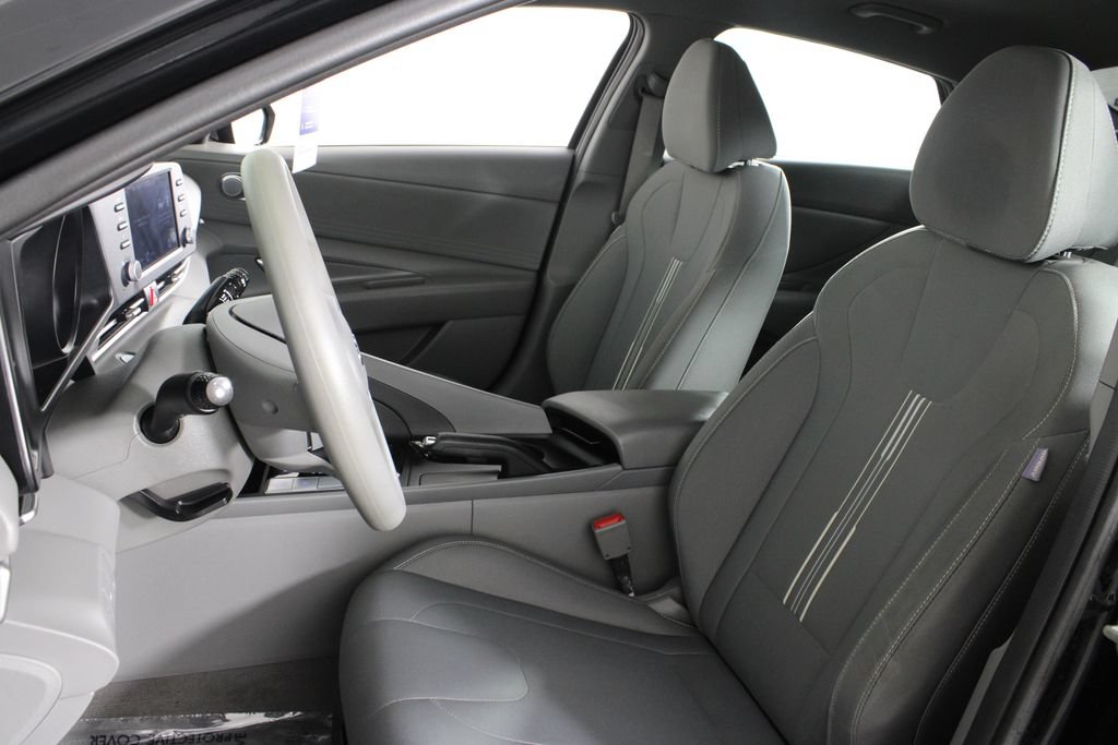 Certified 2022 Hyundai Elantra SEL FWD image 20