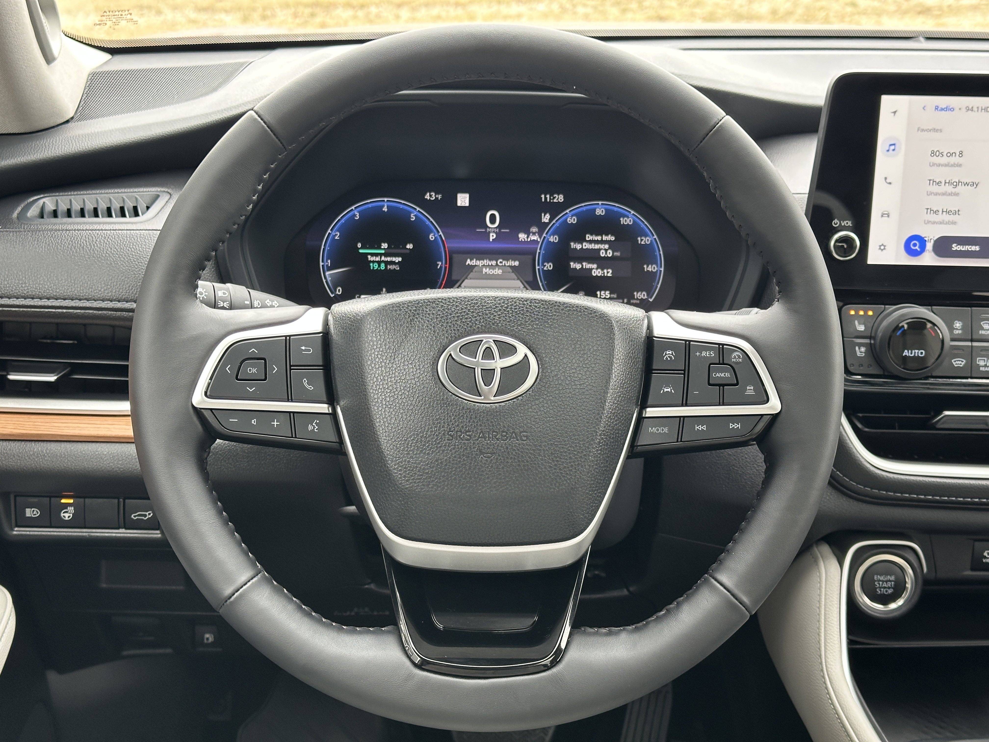 Used 2025 Toyota Grand Highlander AWD image 45