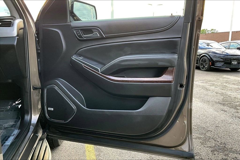 Used 2016 GMC Yukon SLT AWD/4WD image 22