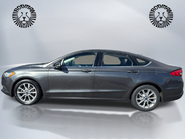 Certified 2017 Ford Fusion SE FWD image 10