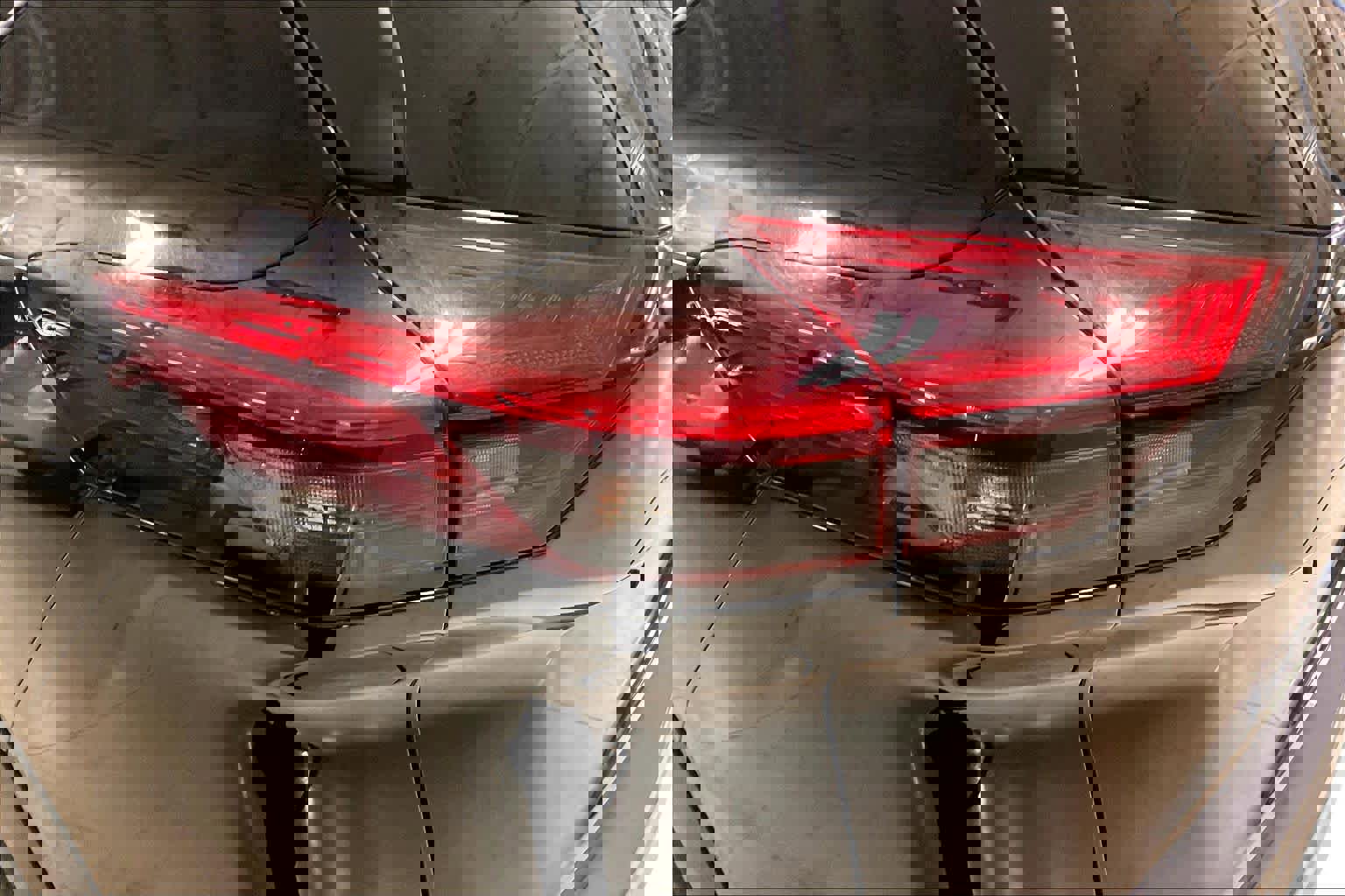 Used 2023 Nissan Rogue S image 27