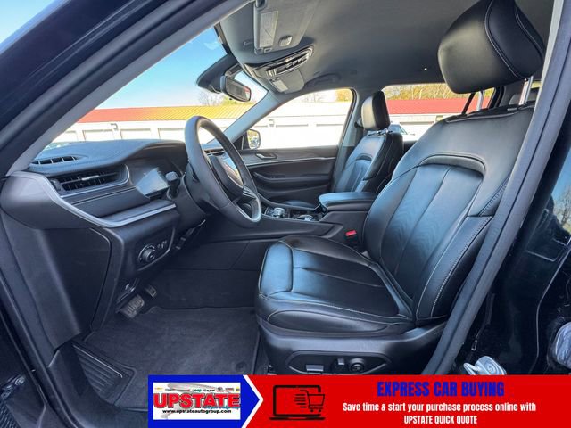 Used 2023 Jeep Grand Cherokee L Limited AWD/4WD image 7