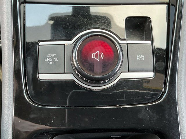 Certified 2025 Volkswagen Tiguan SEL R-Line AWD/4WD image 29