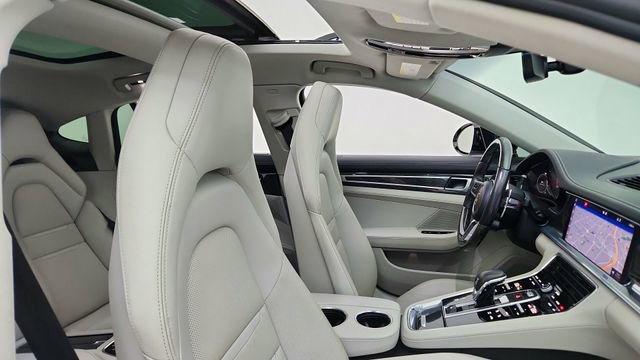 Used 2018 Porsche Panamera 4S image 21