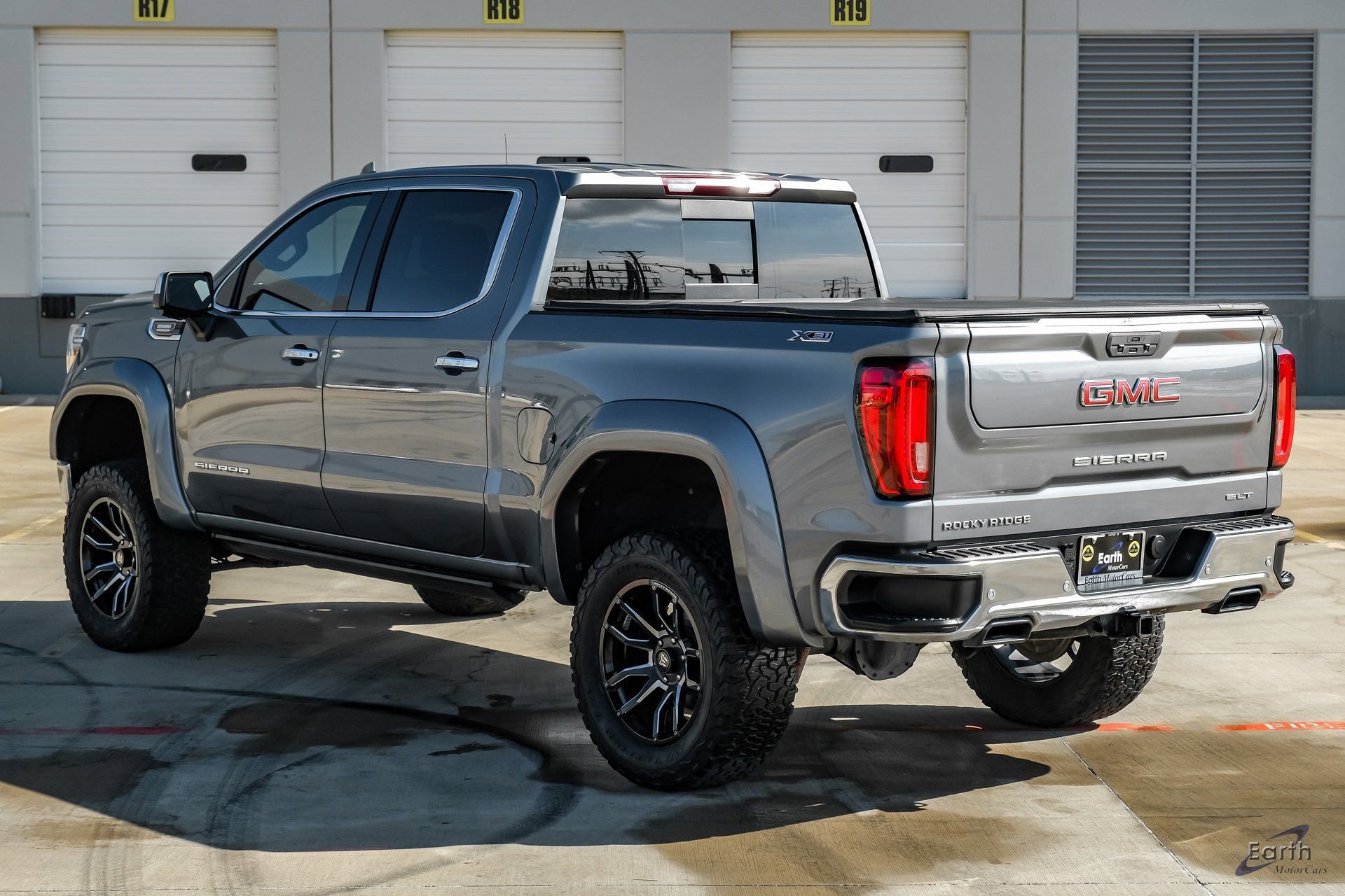 Used 2021 GMC Sierra 1500 SLT w/ SLT Premium Plus Package image 10