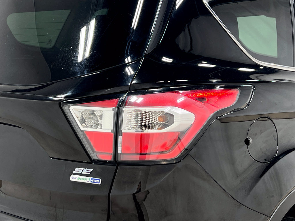 Used 2017 Ford Escape SE w/ Equipment Group 201A AWD/4WD image 34