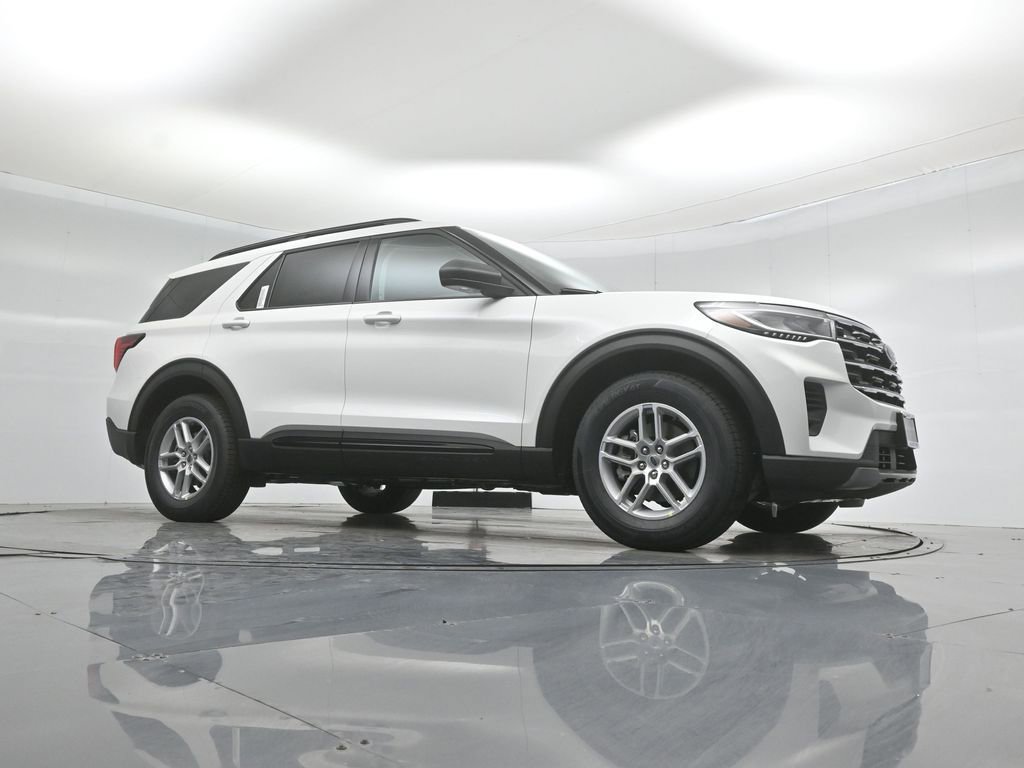 New 2026 Ford Explorer Active AWD/4WD image 3