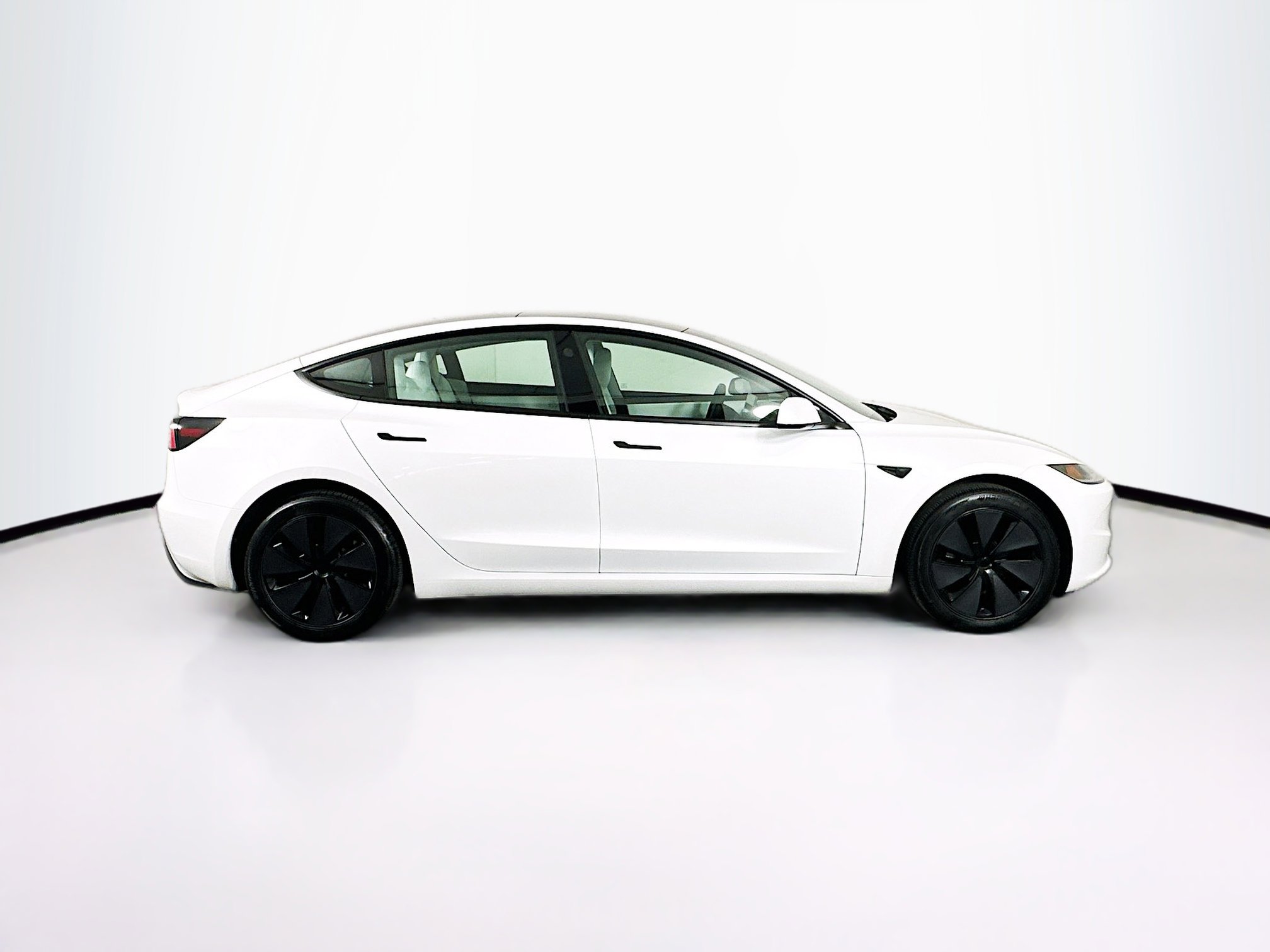 Used 2025 Tesla Model 3 Long Range image 10