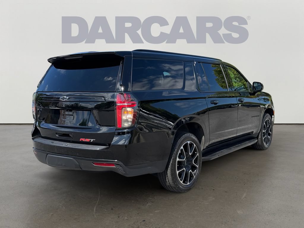 Used 2023 Chevrolet Suburban RST AWD/4WD image 6