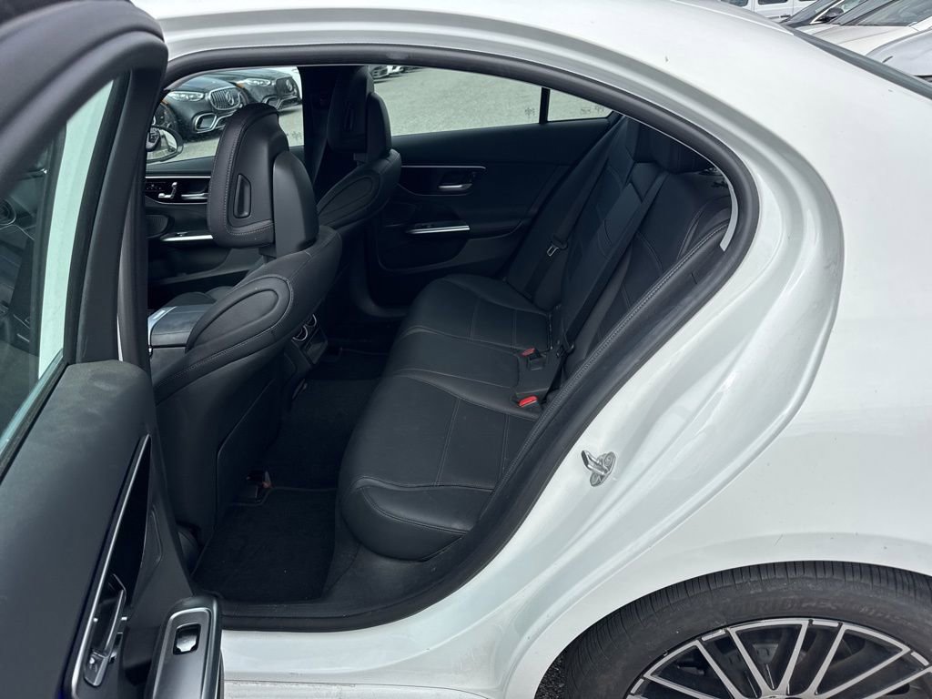 Used 2023 Mercedes-Benz C 300 Sedan image 9