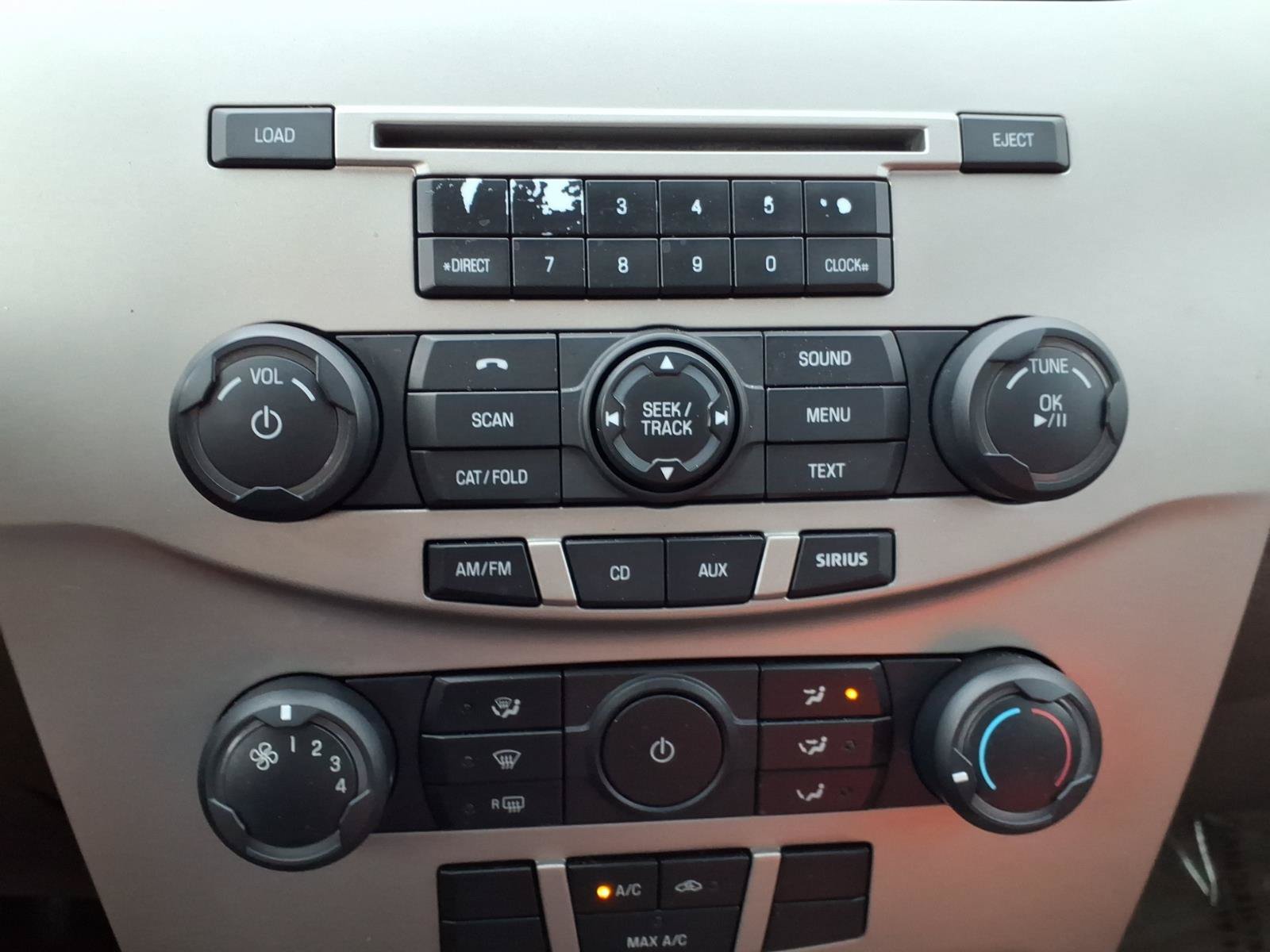Used 2008 Ford Focus SE FWD image 12