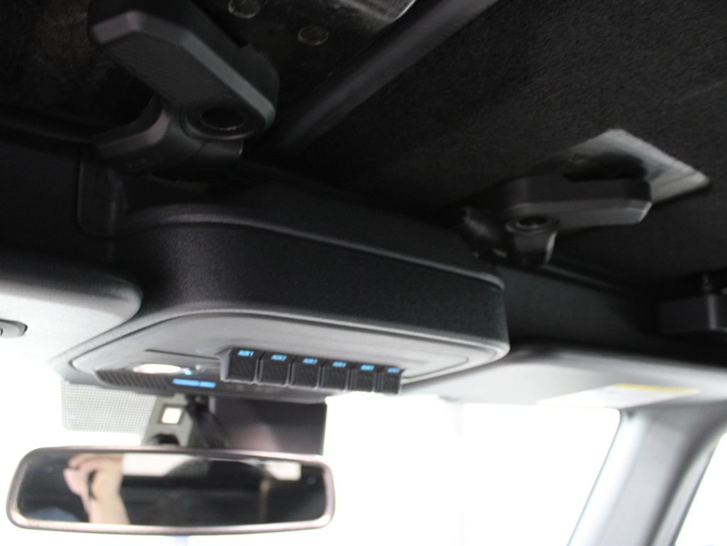 Used 2024 Ford Bronco Wildtrak AWD/4WD image 32