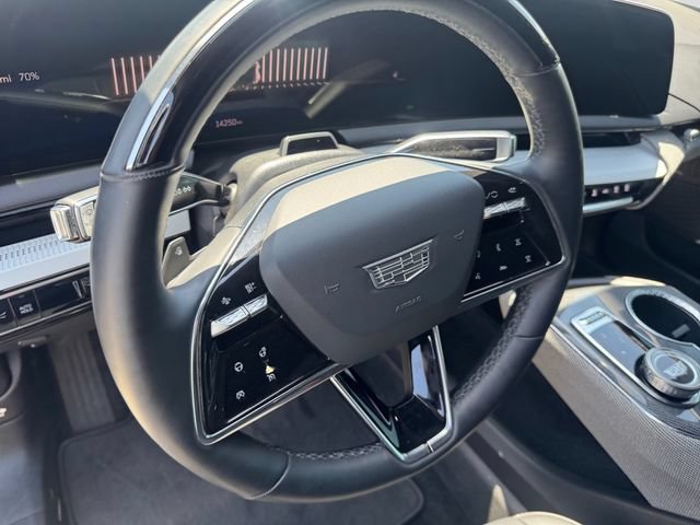 Used 2025 Cadillac Optiq Sport 1 AWD/4WD image 13