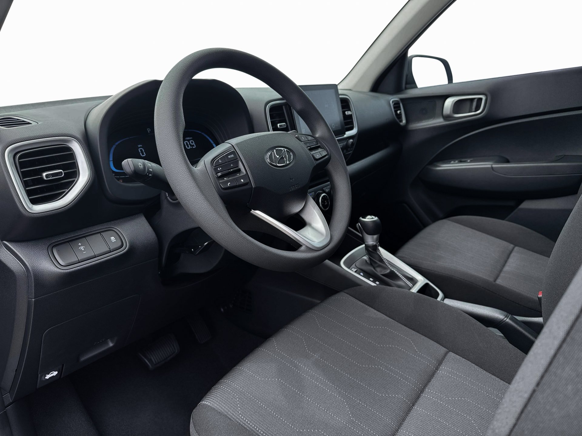New 2026 Hyundai Venue SE FWD image 14