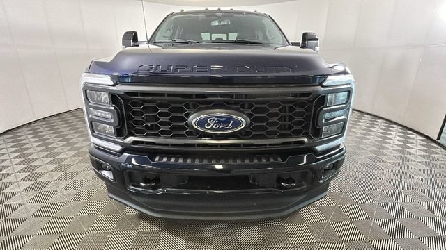 Used 2024 Ford F250 Lariat w/ Sport Appearance Package AWD/4WD image 8