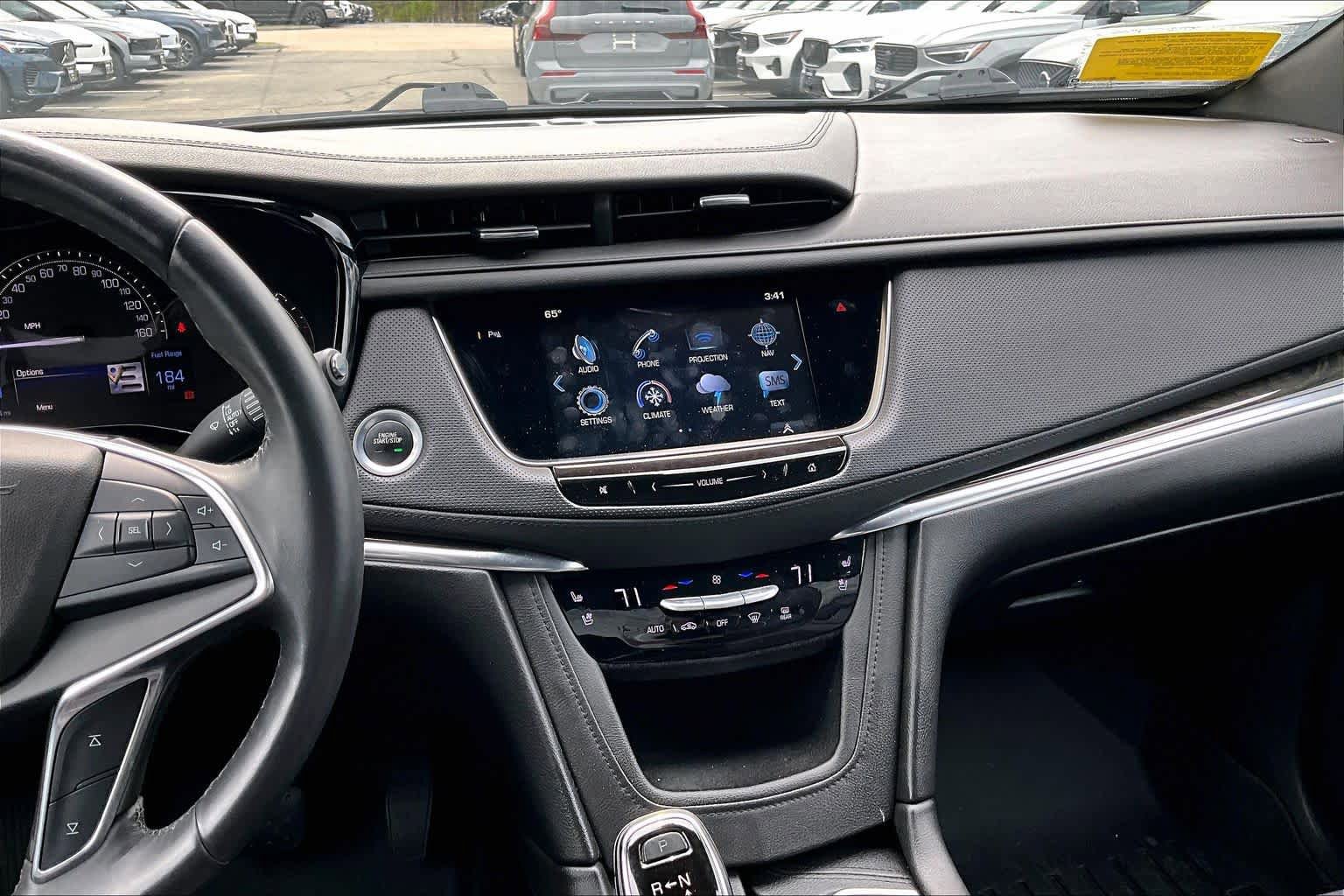 Used 2017 Cadillac XT5 Luxury w/ Driver Awareness Package AWD/4WD image 7