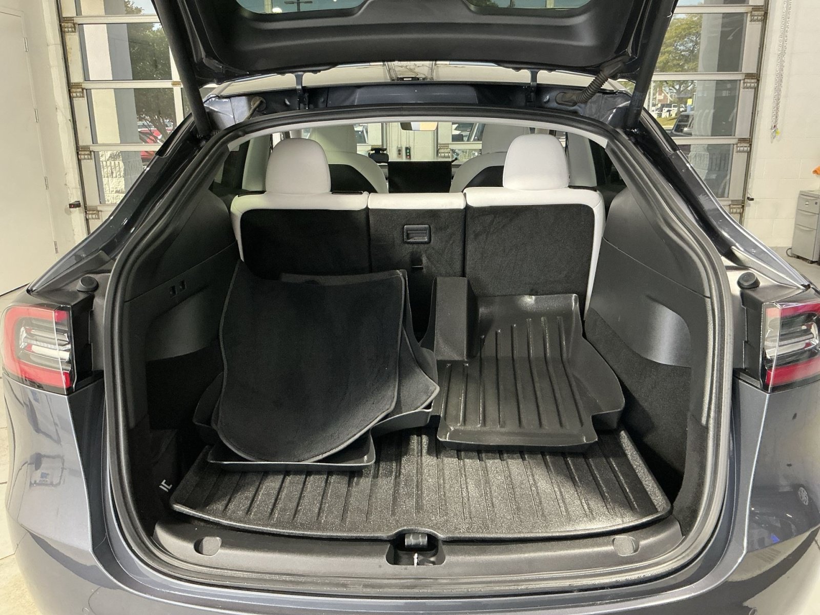 Used 2020 Tesla Model Y Long Range AWD/4WD image 26