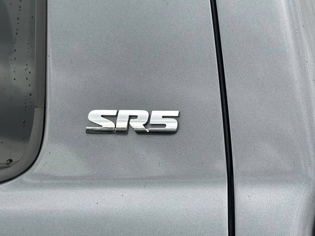 Used 2016 Toyota Tundra SR5 w/ SR5 Upgrade Package AWD/4WD image 16