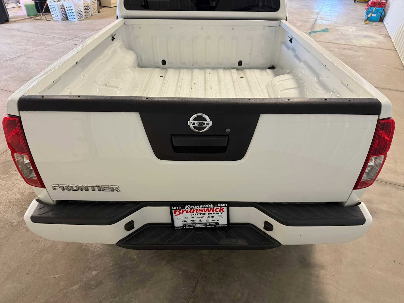 Used 2019 Nissan Frontier S RWD image 15