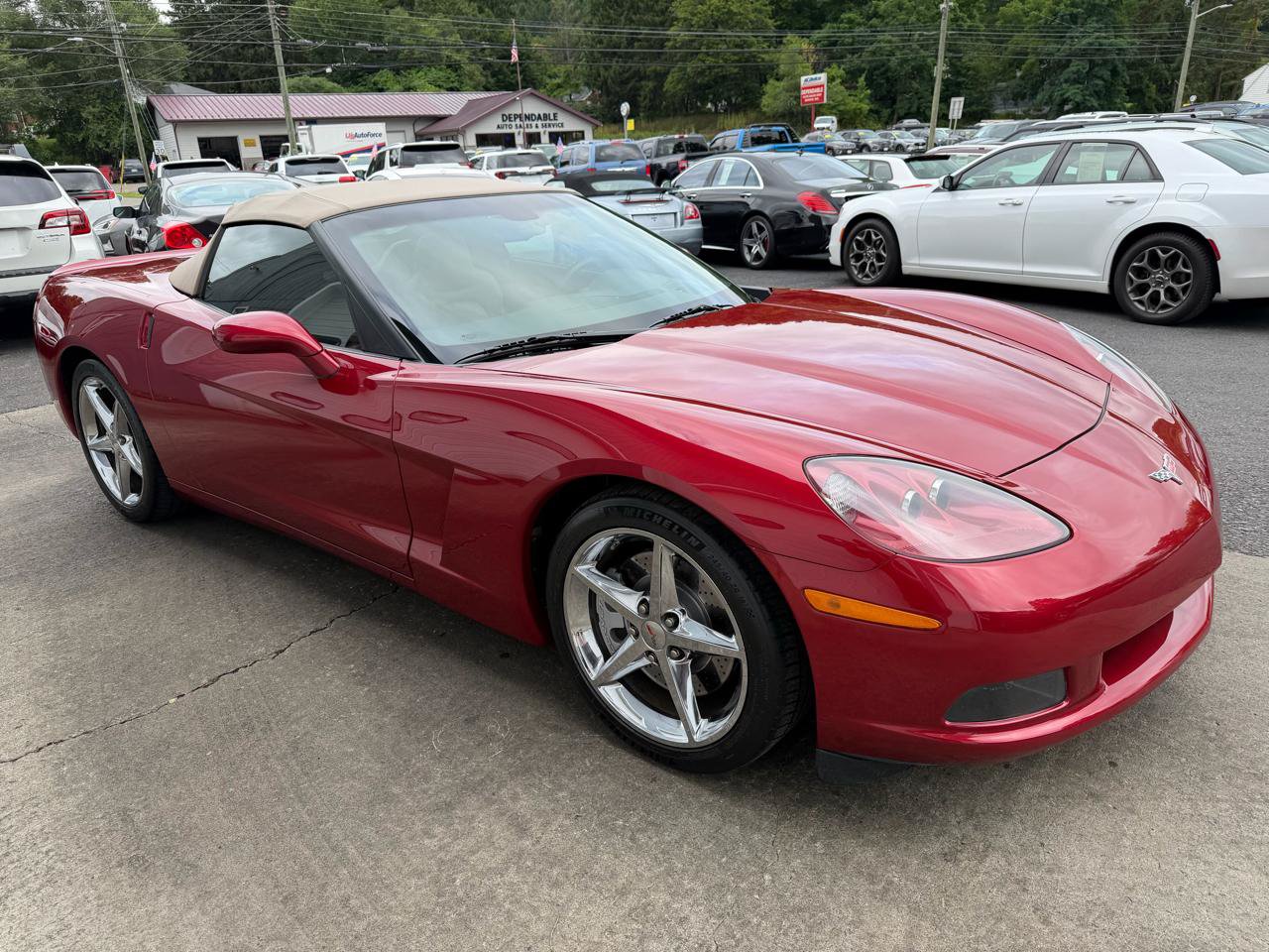 Used 2013 Chevrolet Corvette Convertible w/ 2LT Preferred Equipment Group RWD image 6