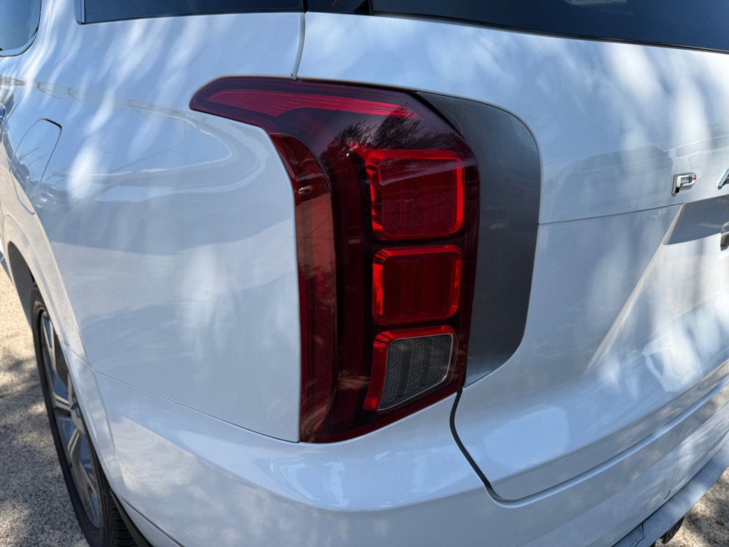 Used 2021 Hyundai Palisade Limited FWD image 11