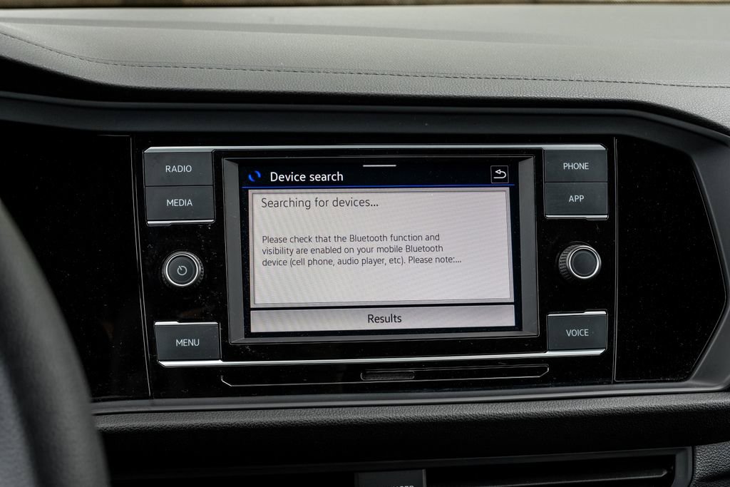 Used 2022 Volkswagen Jetta Sport image 37