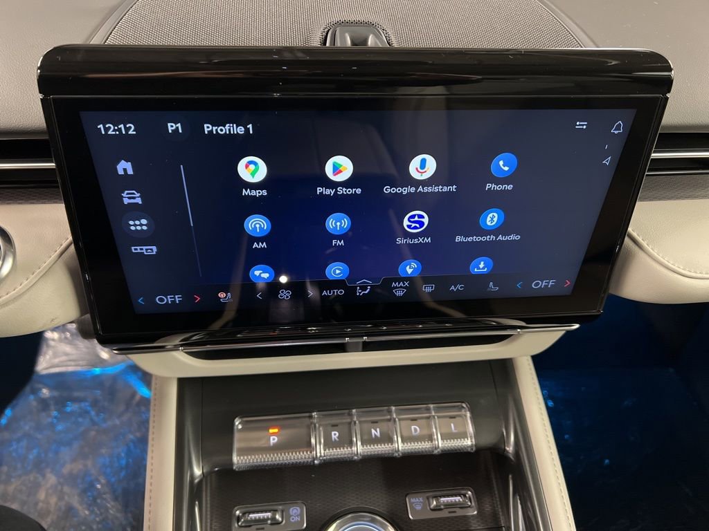 Used 2026 Lincoln Nautilus Premier image 10