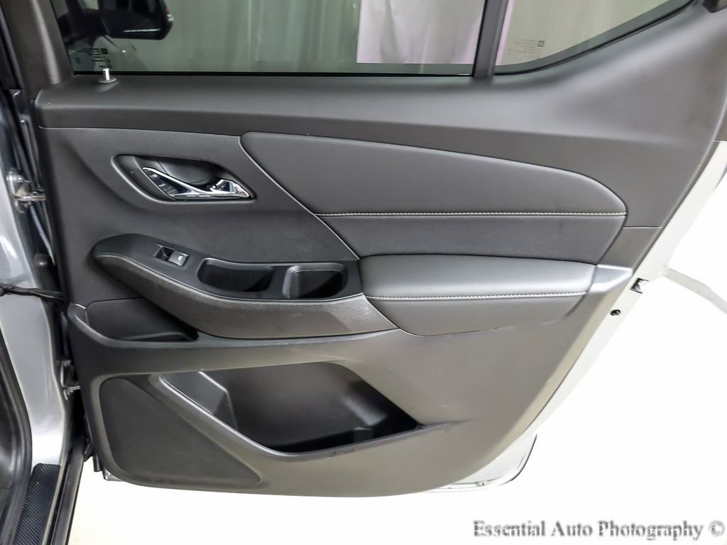 Used 2023 Chevrolet Traverse Premier w/ Redline Edition image 26