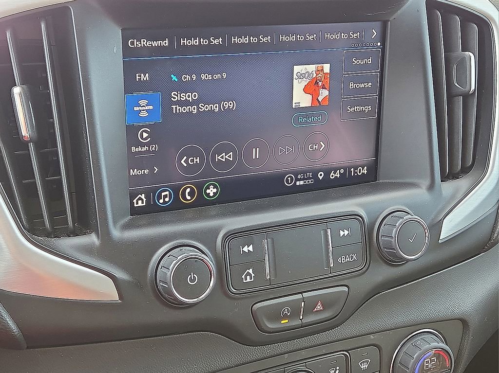 Used 2024 GMC Terrain SLT image 27