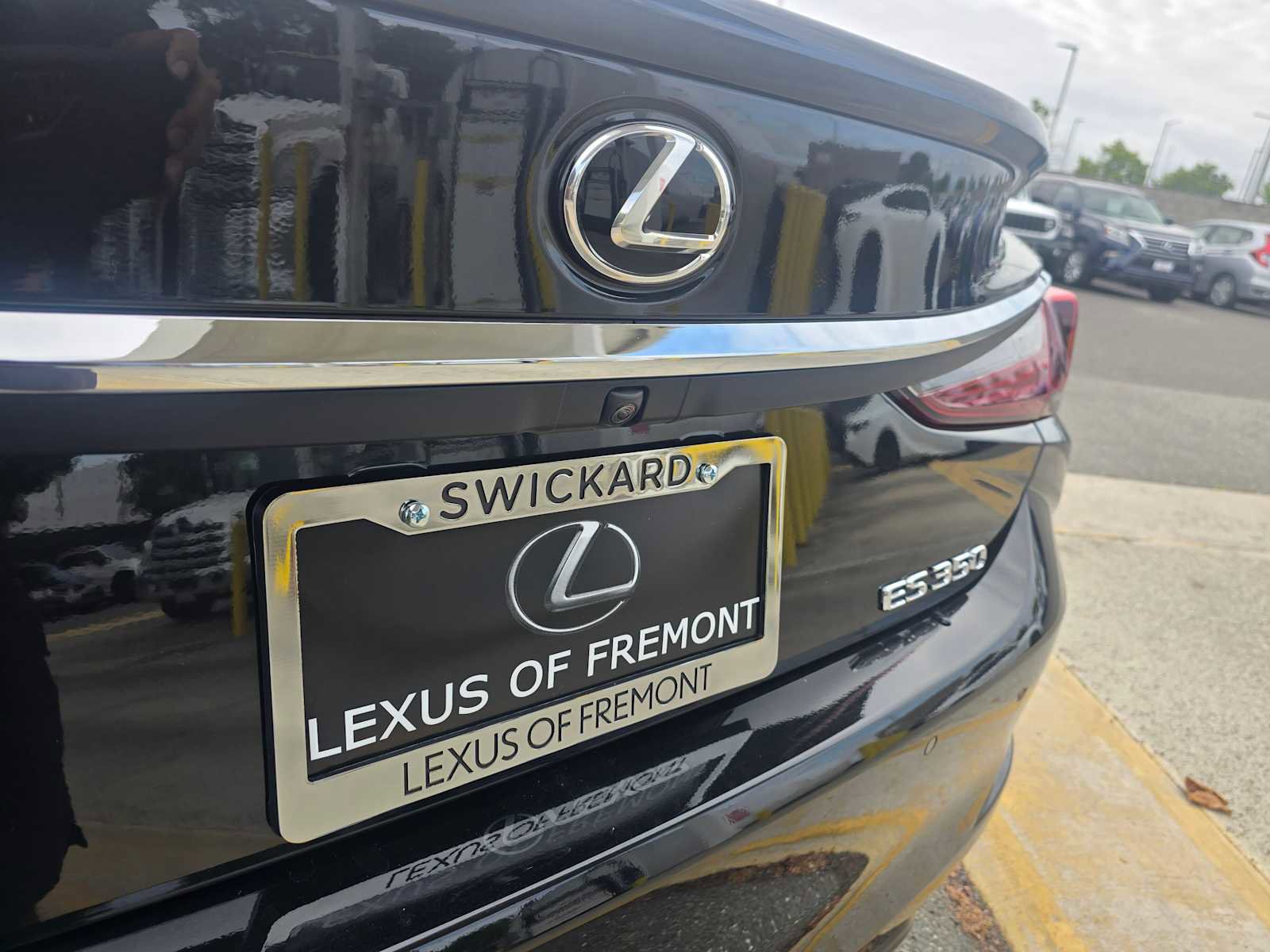 Certified 2022 Lexus ES 350 w/ Accessory Package 2 FWD image 13