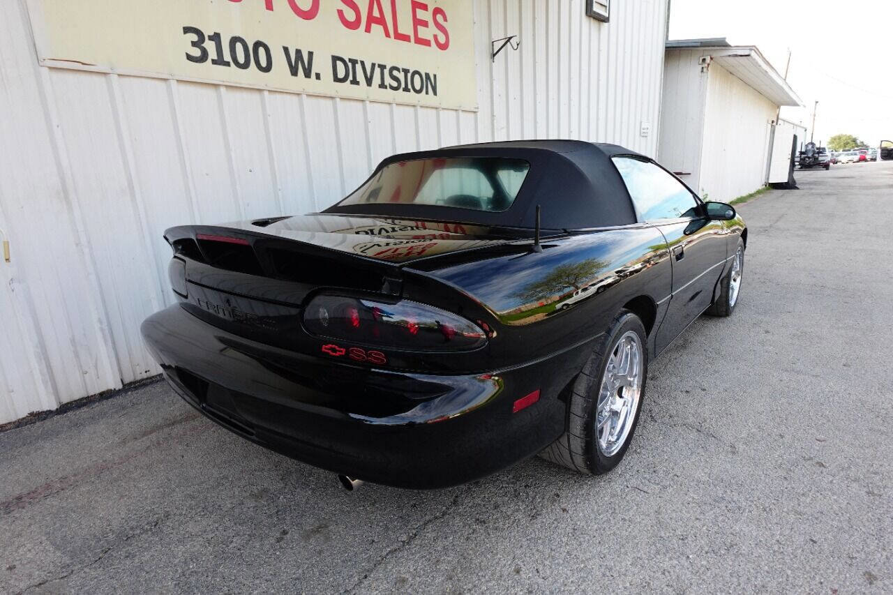 Used 1999 Chevrolet Camaro Z28 w/ SS Performance/Appearance Pkg image 4