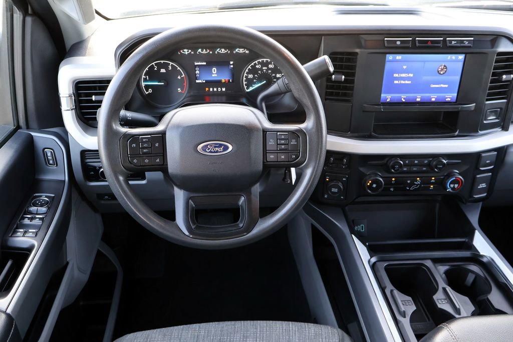 Used 2024 Ford F250 XLT w/ FX4 Off-Road Package AWD/4WD image 4