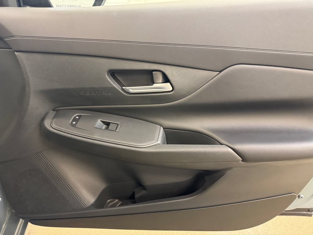 New 2026 Nissan Sentra SV w/ SV Convenience Package FWD image 27