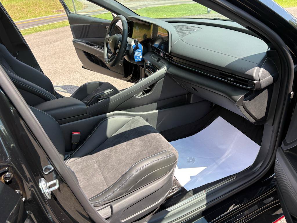 New 2026 Hyundai Elantra N FWD image 15