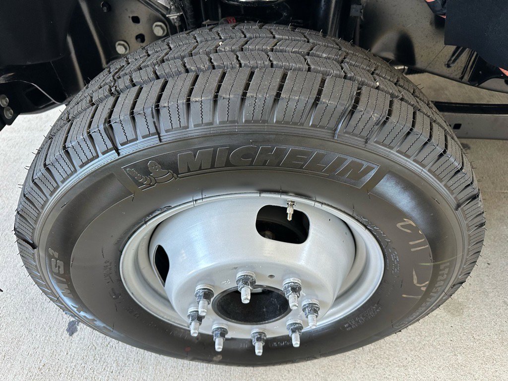 New 2026 Ford F350 XL w/ XL Chrome Package image 8
