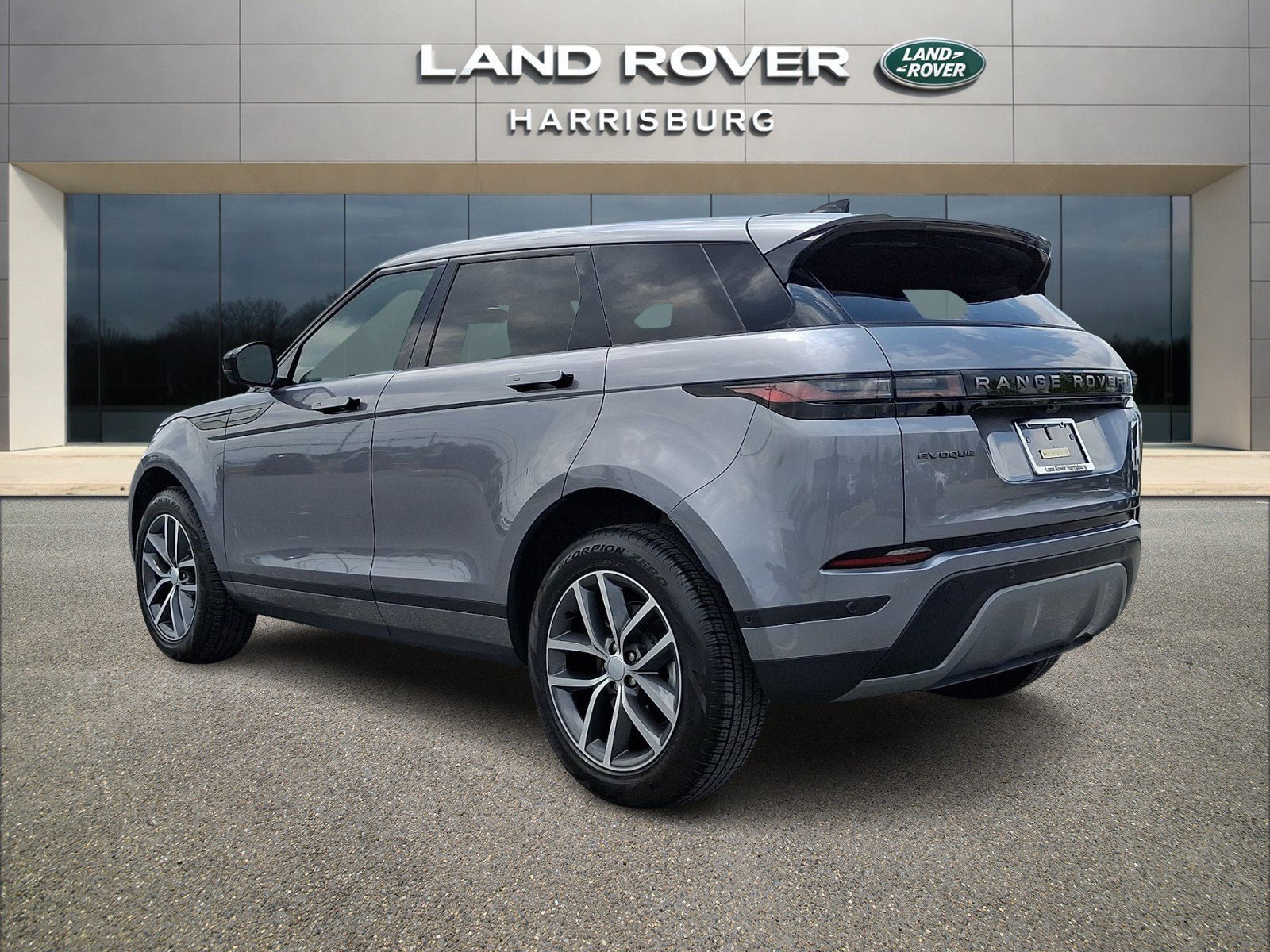 Used 2026 Land Rover Range Rover Evoque S AWD/4WD image 3