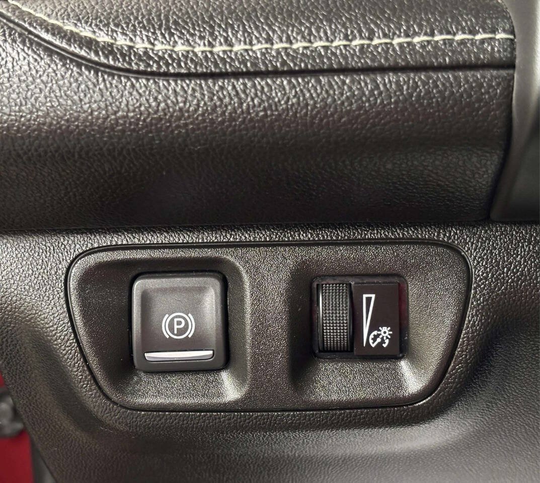 Used 2019 GMC Acadia SLE AWD/4WD image 30