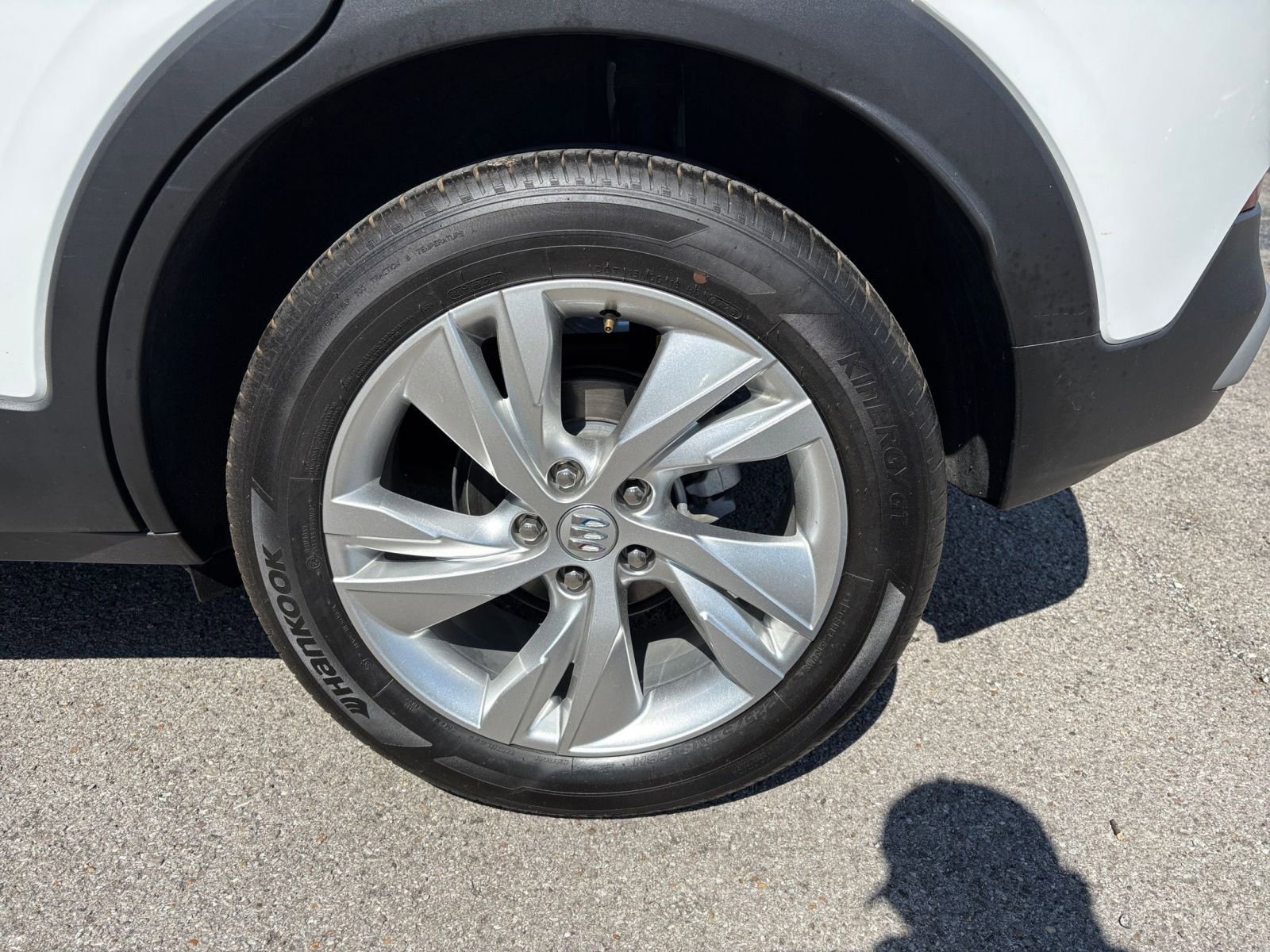 Used 2025 Buick Encore GX Preferred FWD image 29