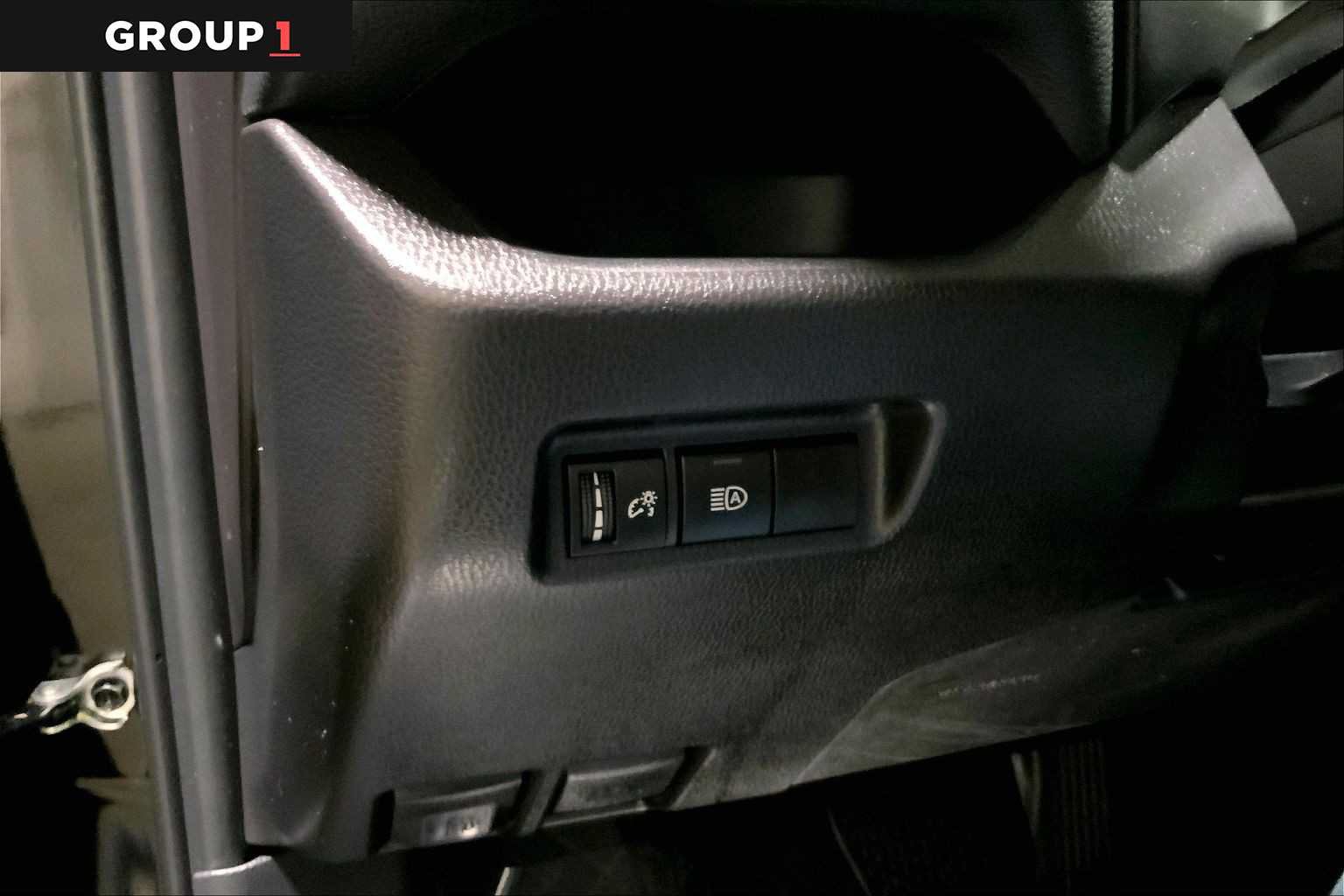 Certified 2025 Toyota RAV4 XLE AWD/4WD image 35
