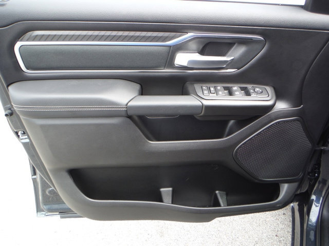 New 2027 RAM 1500 4x4 Crew Cab image 22