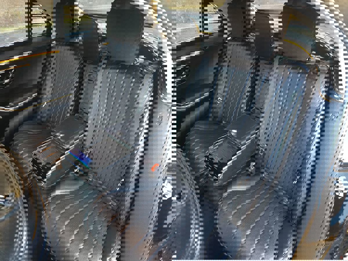 Used 2023 Mercedes-Benz S 580e 4MATIC Sedan w/ Warmth & Comfort Package image 15