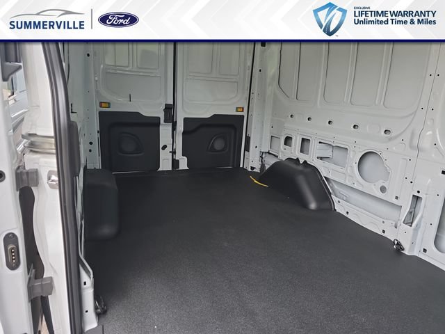 New 2026 Ford Transit 250 148 Medium Roof RWD image 14