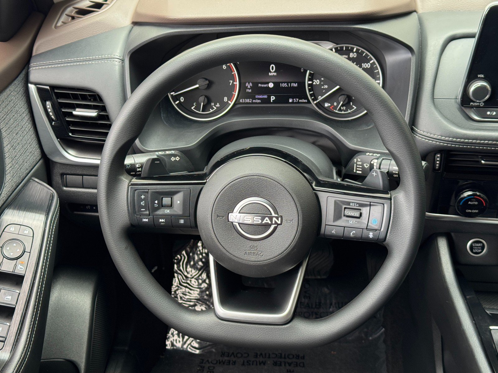 Used 2022 Nissan Rogue SV FWD image 18