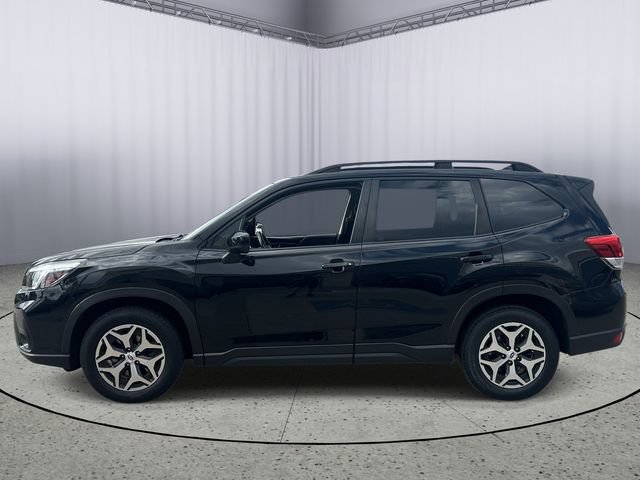 Used 2020 Subaru Forester Premium AWD/4WD image 3