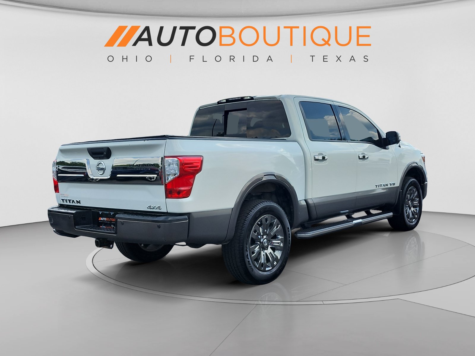 Used 2018 Nissan Titan Platinum Reserve w/ Platinum Utility Package AWD/4WD image 5