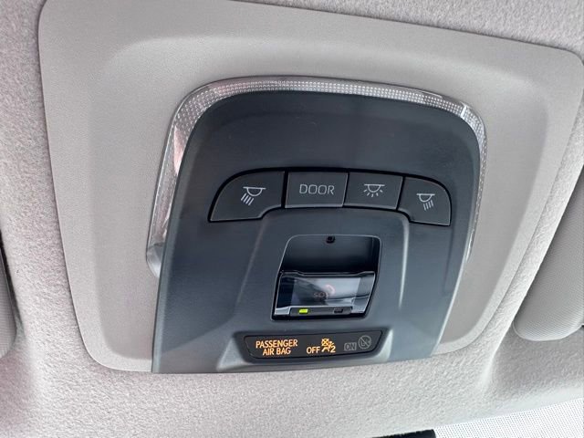 Used 2023 Toyota Corolla Cross L image 27