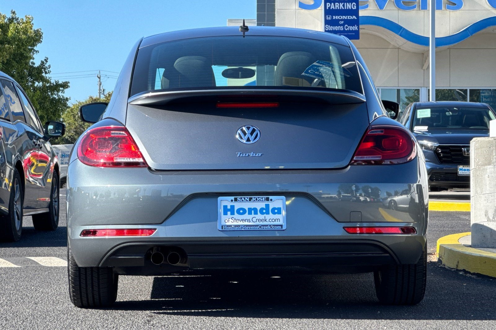 Used 2019 Volkswagen Beetle 2.0T S FWD image 9
